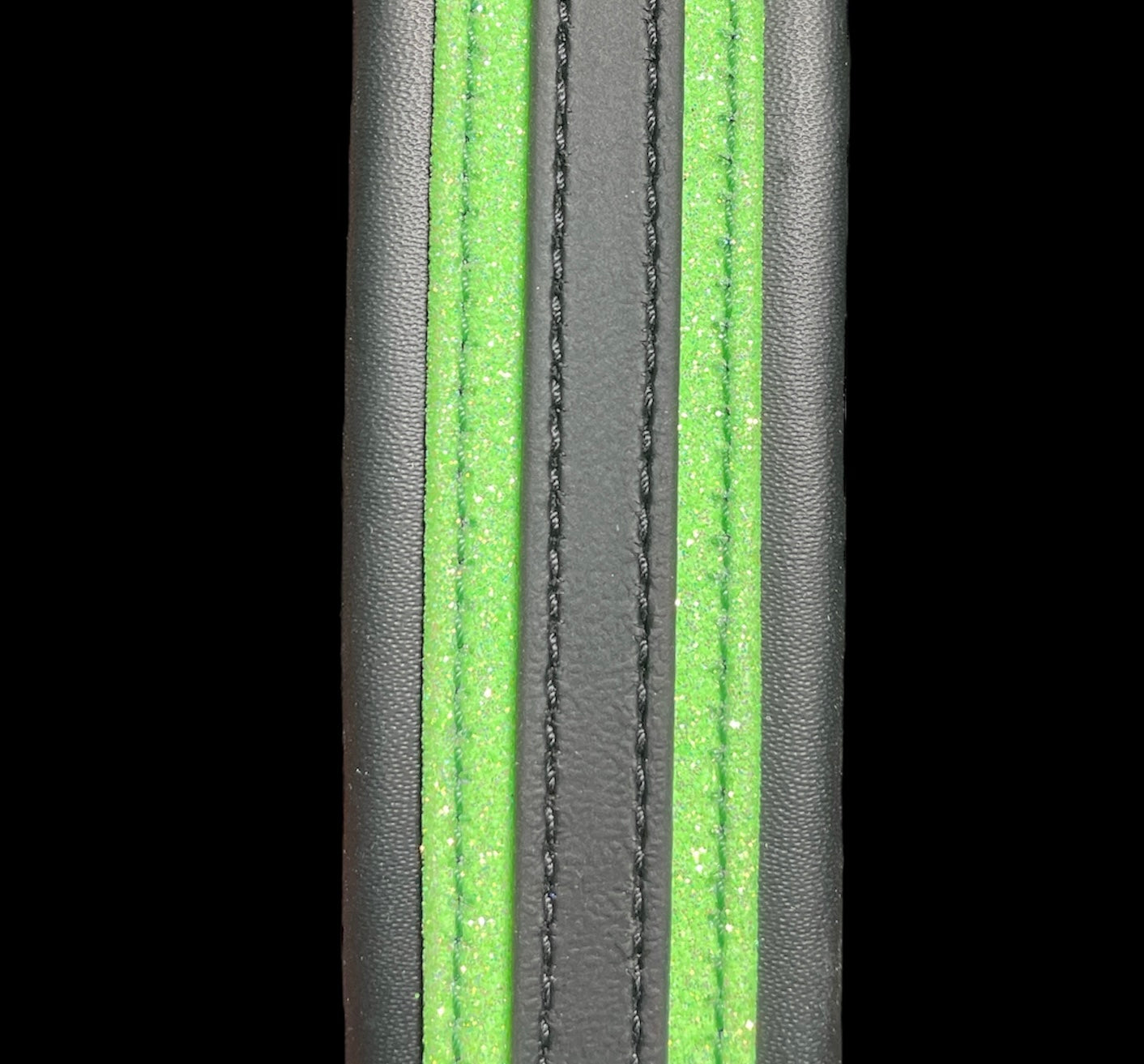 Straight across breast collar & Browband Set. Choose your base color colored padding.